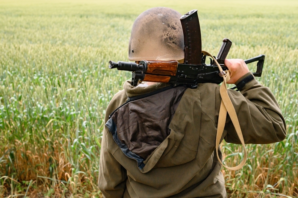 Soldier Carrying AK-74U (Krinkov)